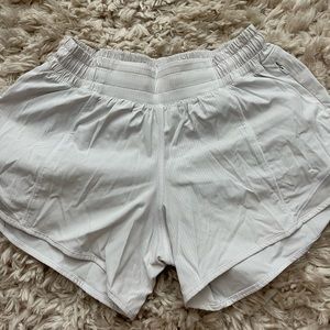 lululemon hotty hot 4’